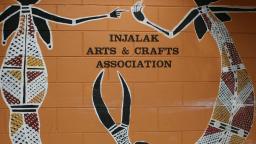 Aboriginal arts and craft. Injalak Art Centre Arnhem Land tour.