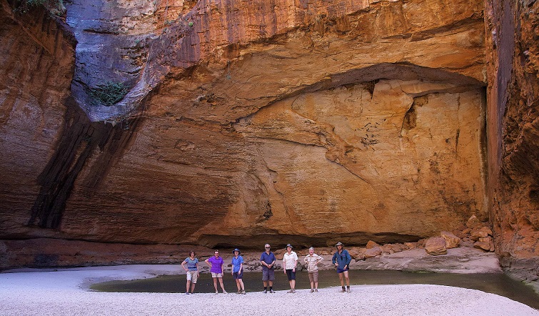 tour-into-cathedral-gorge