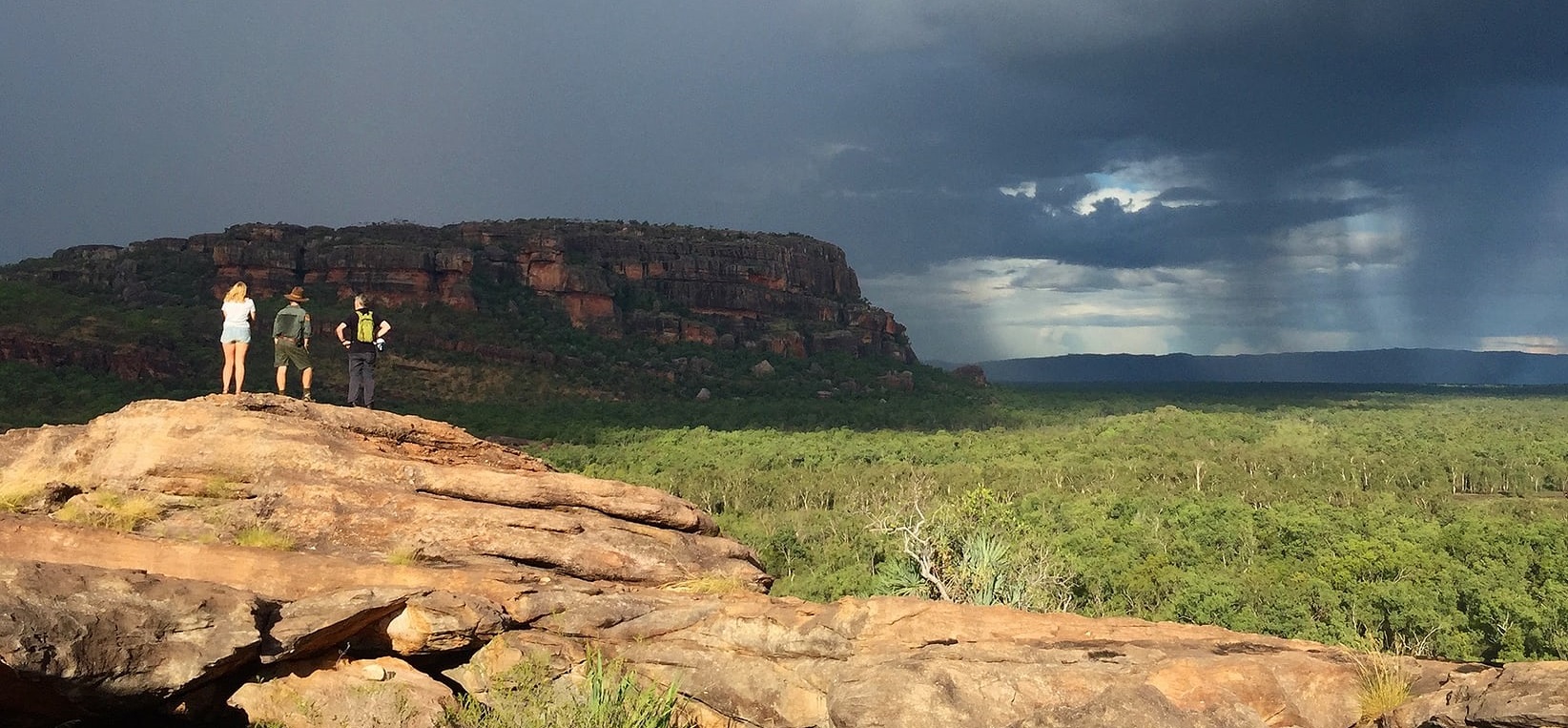 nourlangie-rock-kakadu-wet-season-tours